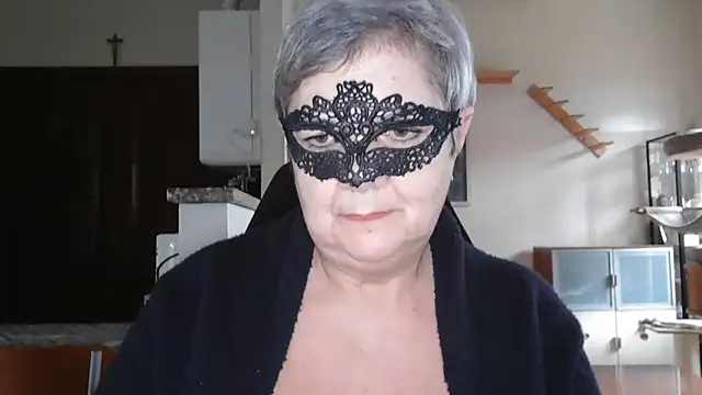 Snapshot of simona60 chatting on 02/09/25, 02:07 simona60 online show from 02/09/25, 02:07