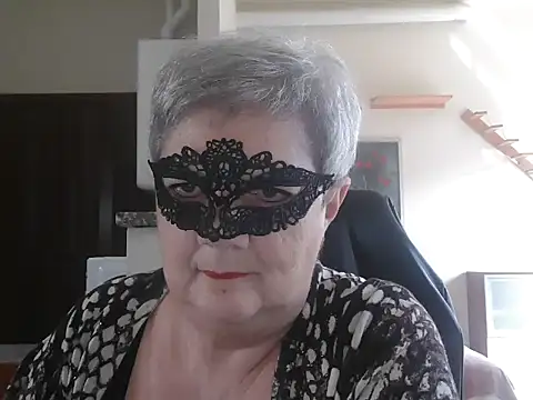 simona60 online show from 04/15/26, 01:15