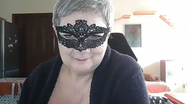 Snapshot of simona60 chatting on 03/20/25, 02:21 simona60 online show from 03/20/25, 02:21