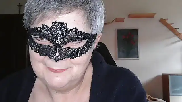 Snapshot of simona60 chatting on 02/12/25, 02:21 simona60 online show from 02/12/25, 02:21