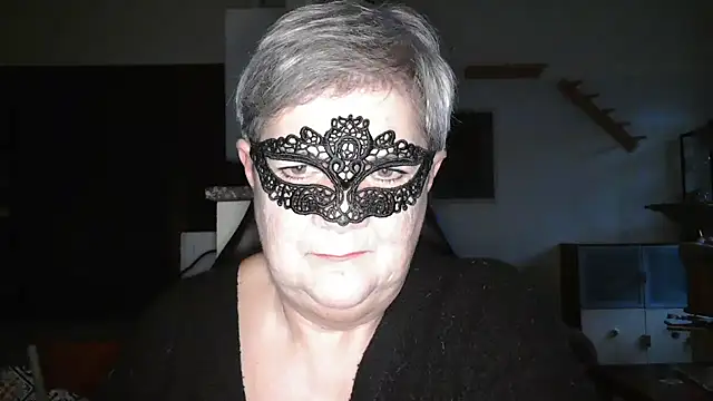 simona60 online show from 11/15/25, 02:21