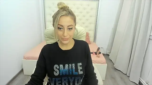 erykajoy online show from 10/23/25, 08:57