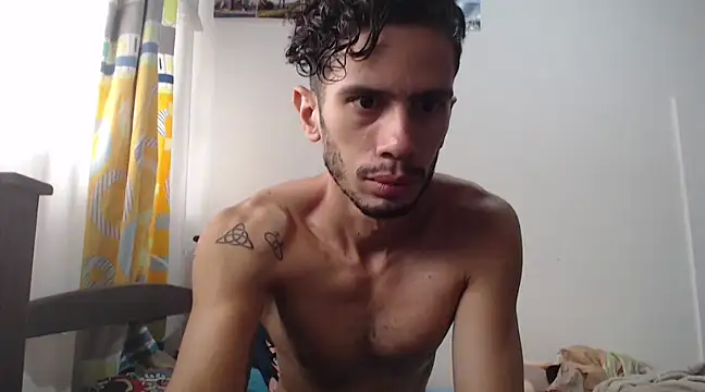 alisterxxx online show from 02/17/25, 02:17