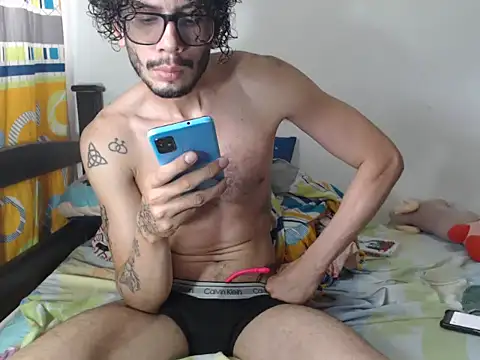 alisterxxx online show from 10/23/25, 06:28