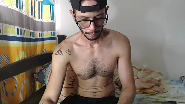 alisterxxx online show from 11/05/25, 03:26