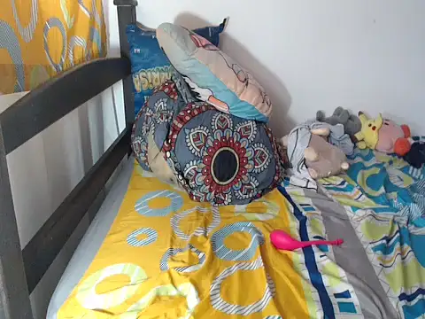 Snapshot of alisterxxx chatting on 02/05/26, 06:48 alisterxxx online show from 02/05/26, 06:48