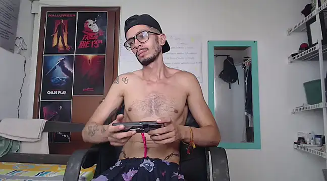 alisterxxx online show from 03/11/25, 06:52