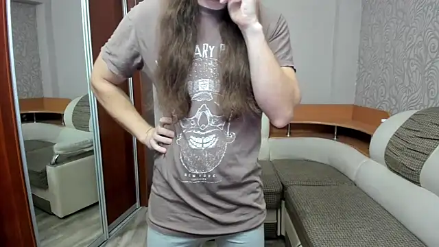 Marrymepls online show from 10/31/25, 01:35