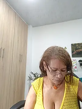 BustyMilf  online show from 03/11/26, 12:32