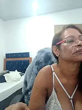 BustyMilf  online show from 10/09/25, 01:11