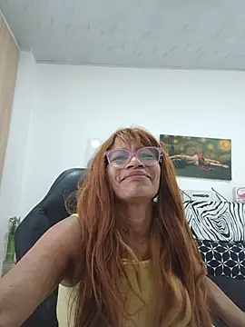 Snapshot of BustyMilf_ chatting on 07/04/26, 12:00 BustyMilf online show from 07/04/26, 12:00