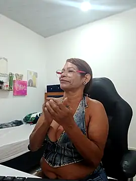 BustyMilf  online show from 10/27/25, 01:23