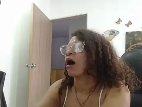 BustyMilf  online show from 03/19/25, 04:13