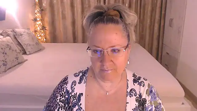 Raisshy online show from 11/27/25, 04:18