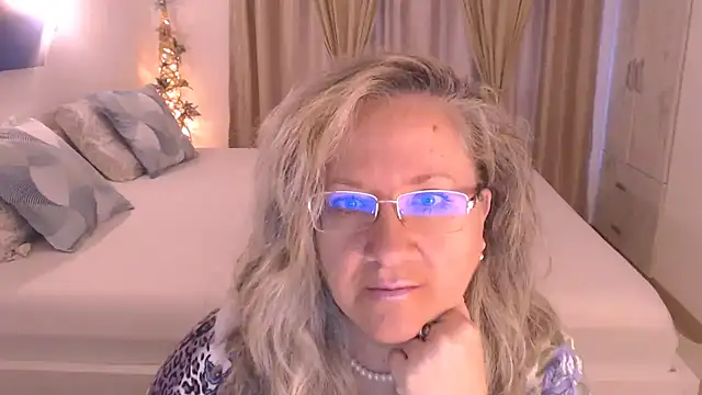 Raisshy online show from 11/10/25, 11:59