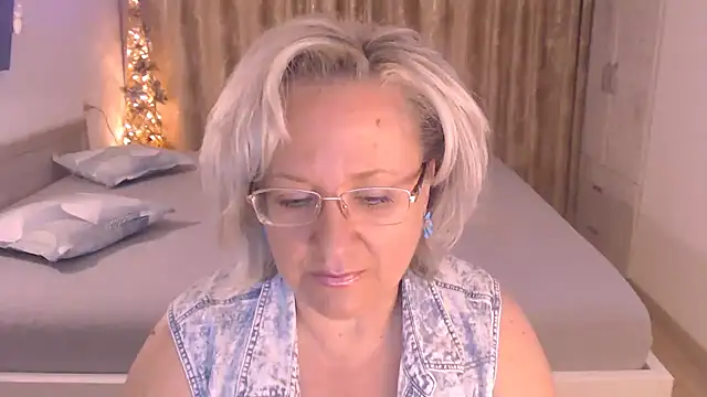 Snapshot of Raisshy chatting on 07/10/26, 02:50 Raisshy online show from 07/10/26, 02:50