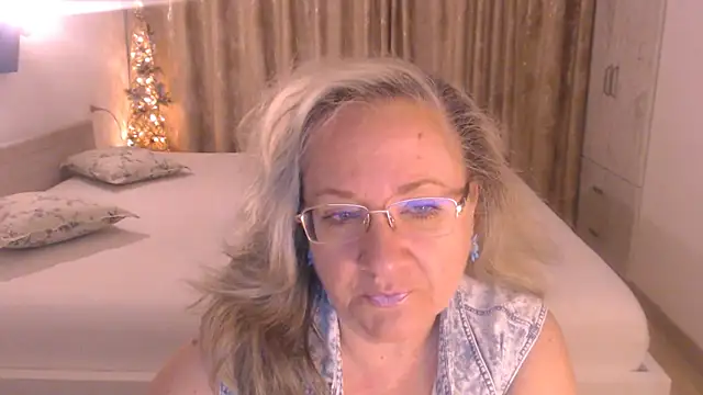Snapshot of Raisshy chatting on 05/07/26, 03:55 Raisshy online show from 05/07/26, 03:55