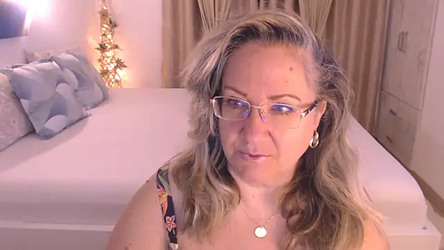 Raisshy online show from 11/05/25, 04:48