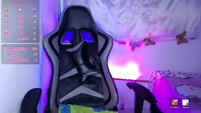 ninatiny online show from 02/18/26, 09:17