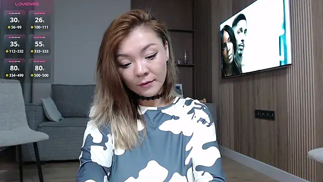 Nyx Lina online show from 04/23/26, 05:47