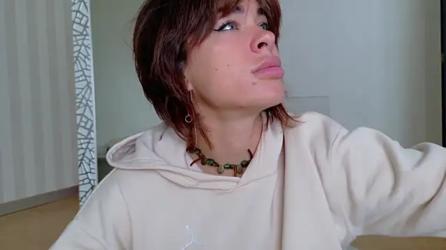 girl nextd00r online show from 03/06/25, 01:14