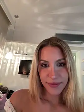 jasminesummer online show from 10/25/25, 10:54