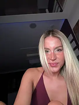 jasminesummer online show from 05/18/26, 02:22