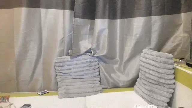 Snapshot of jessystarr chatting on 10/26/25, 05:57 jessystarr online show from 10/26/25, 05:57