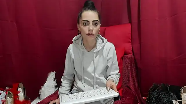 Snapshot of jessystarr chatting on 02/07/26, 05:21 jessystarr online show from 02/07/26, 05:21