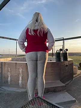 SabinaSweety online show from 03/15/26, 03:52