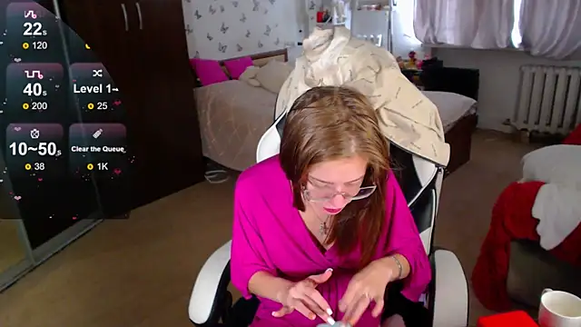 Kira honeyy online show from 04/11/26, 07:45