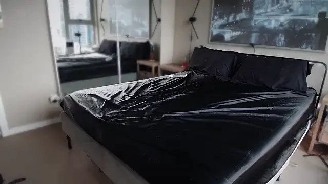 MikyFoxx online show from 11/14/25, 10:46