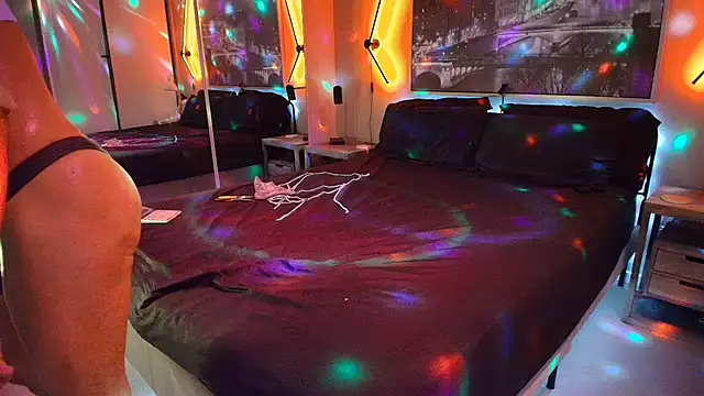 MikyFoxx online show from 01/13/26, 06:50