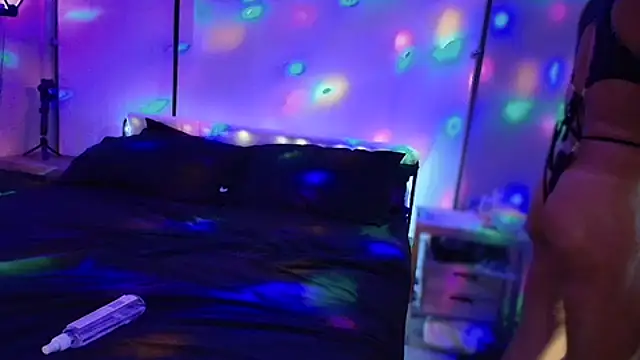 MikyFoxx online show from 09/21/25, 03:44