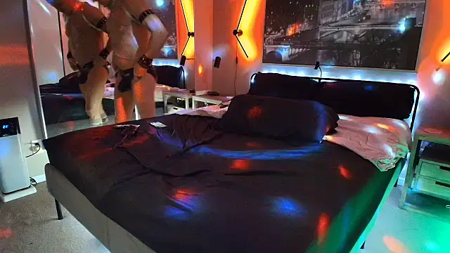 MikyFoxx online show from 01/17/26, 06:50