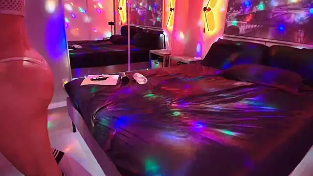 MikyFoxx online show from 03/27/26, 05:38