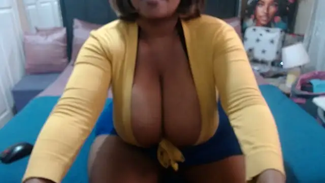 BUSTYDEE online show from 10/15/25, 02:36