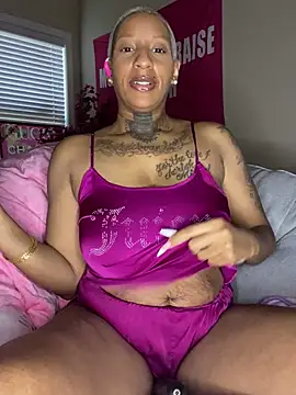 MzParker online show from 02/05/26, 02:35
