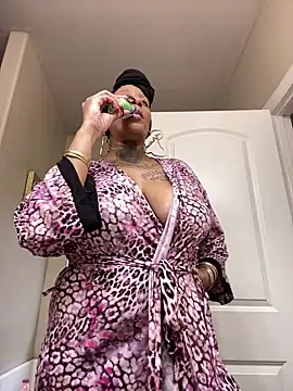 MzParker online show from 01/13/26, 02:21