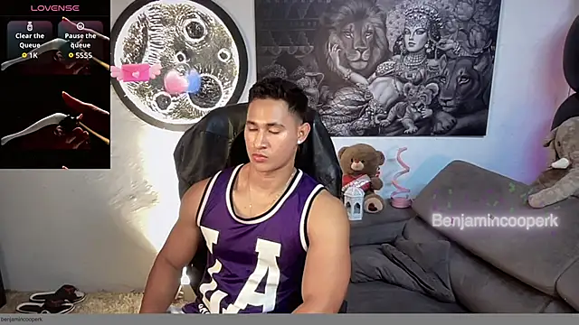 BenjaminCooperk online show from 10/30/25, 07:44