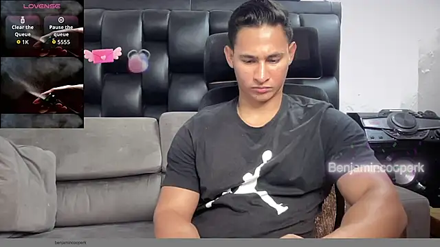 BenjaminCooperk online show from 11/09/25, 11:42