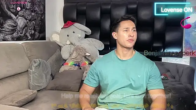 Snapshot of BenjaminCooperk chatting on 04/06/26, 06:58 BenjaminCooperk online show from 04/06/26, 06:58