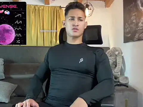 Snapshot of BenjaminCooperk chatting on 02/26/25, 06:51 BenjaminCooperk online show from 02/26/25, 06:51