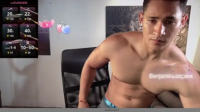 BenjaminCooperk online show from 10/26/25, 07:47