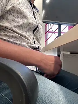 knobhead2020 online show from 04/06/26, 05:41