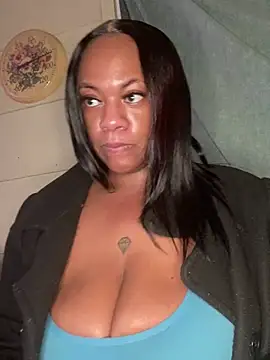 Snapshot of AlexaTheSlut chatting on 02/01/25, 03:28 AlexaTheSlut online show from 02/01/25, 03:28