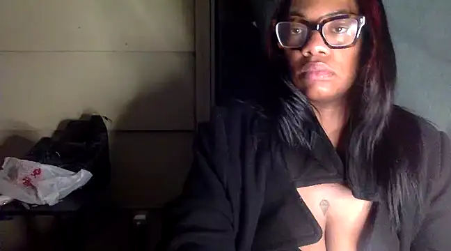 Snapshot of AlexaTheSlut chatting on 01/30/25, 06:35 AlexaTheSlut online show from 01/30/25, 06:35
