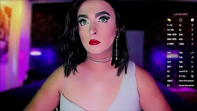 Snapshot of any_sophia chatting on 11/20/25, 04:51 any sophia online show from 11/20/25, 04:51