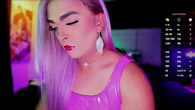 Snapshot of any_sophia chatting on 11/23/25, 03:22 any sophia online show from 11/23/25, 03:22