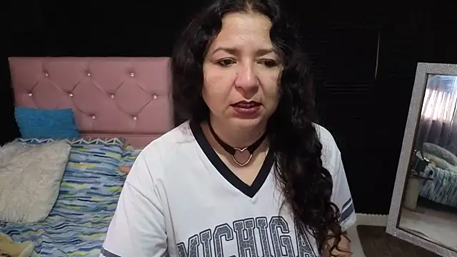 katifoxx online show from 03/31/26, 04:20